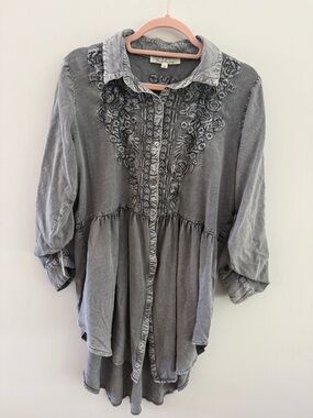 Solitaire Gray Embroidered Button-Front Tunic 100% Rayon